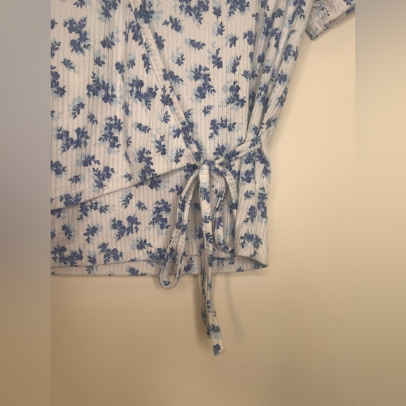 Ragdoll Blue Floral Wrap Top Y2K Baby Tee Cottagecore Soft Girl 90s - Picture 4 of 4
